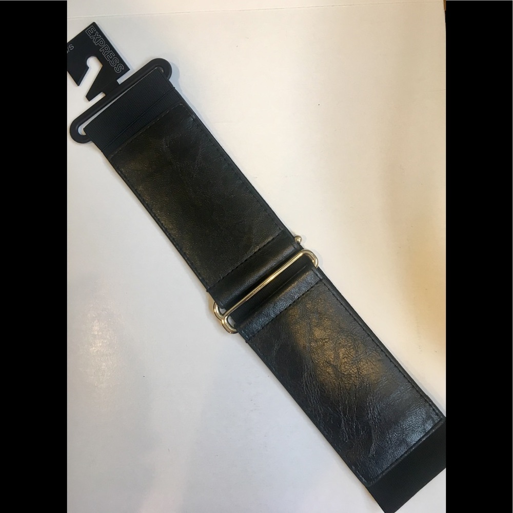 Express Stretch Belt Hook Design